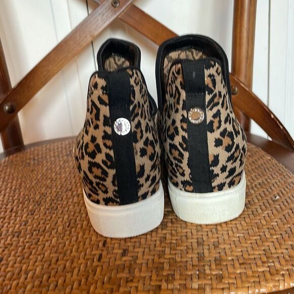Steve Madden Loxer knit leopard pull on sneaker 8 - Picture 4 of 10
